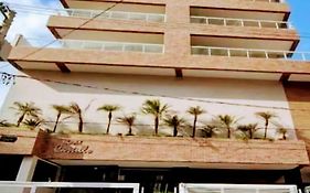 Apartamento Alto padrão 2 suites com Vista para o Mar